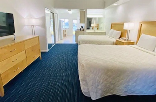 Royal Palm Beach Hotel | Royal Inn Hotel