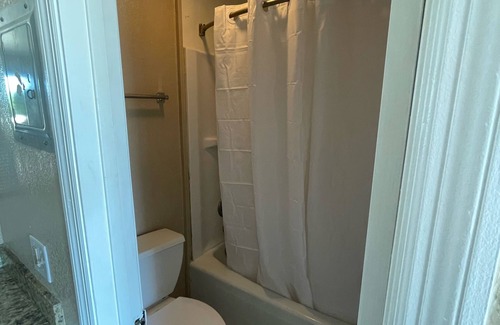 Boys Ranch Hotel | Royal Inn