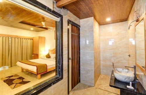 Mahabaleshwar Hotel | Royal Resort