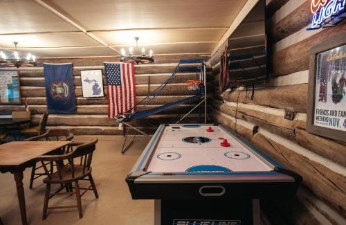 Grayling Hotel | Royal Stag Ausable