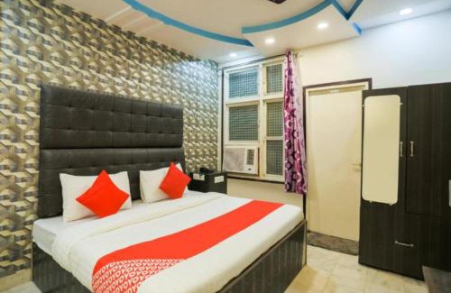 Hazratganj Hotel | RROOMS Eco Hotel Nimisha