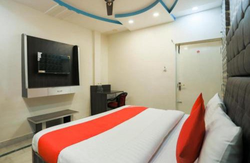 Hazratganj Hotel | RROOMS Eco Hotel Nimisha