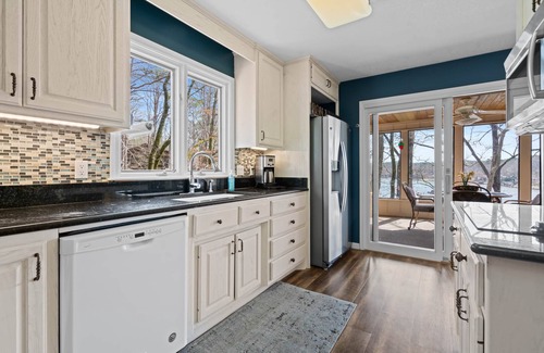 Hot Springs Village Casa | RRR House on Lake Cortez