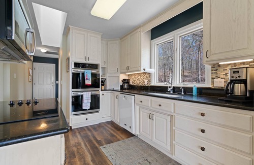 Hot Springs Village Casa | RRR House on Lake Cortez