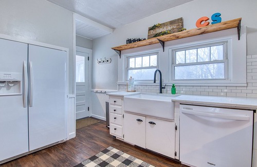 Canton Casa | Ruby ~ Graceful Southern Lady