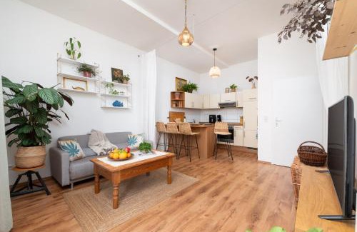 Magdeburg Apartamento | Ruhig - Privatparkplatz - barrierearm Quiet - private car park - low barrier