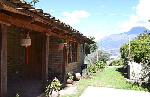 Cotacachi Cabaña | RUNA TUPARI HOME STAY