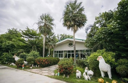 Chonnabot Villa | Rung Rueng Resort