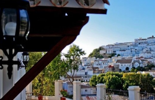 Alcalá de los Gazules Cabaña | Alojamiento Rural Hozgarganta, Casa Rural El Lario (piscina a compartir)