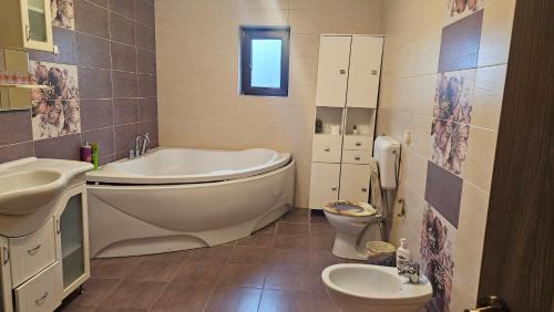 Tigveni Casa | Rural Escape