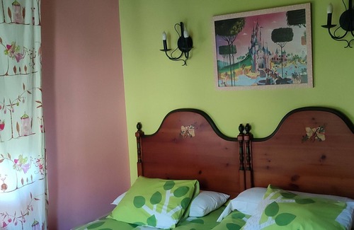 Villamanin Cabaña | Casa rural con chimenea al lado de rutas de senderismo y pista de ski