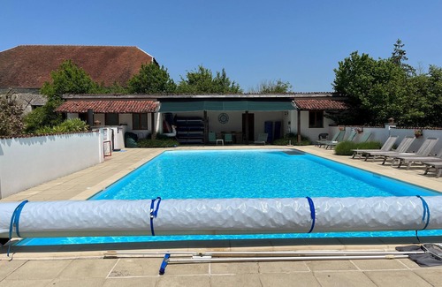 Eclance Casa | Rural retreat in Champagne Country with large pool - Friends & family friendly!