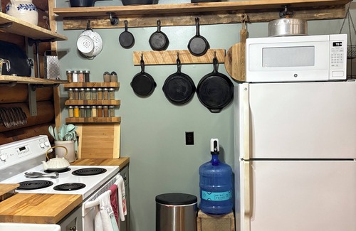 Campton Cabina | Russtic Cabins at the 100 Acre Wood