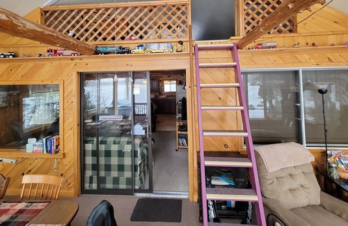 Maidstone Cabina | Rustic cabin at Cricket Cove on Maidstone Lake, Vermont