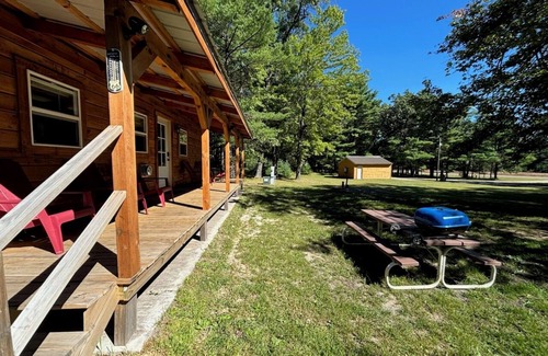 Warrens Cabina | BRAND NEW CABIN!