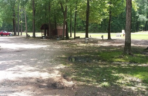 Murfreesboro Cabina | Cabina rústica número 2 por un precio bajo.