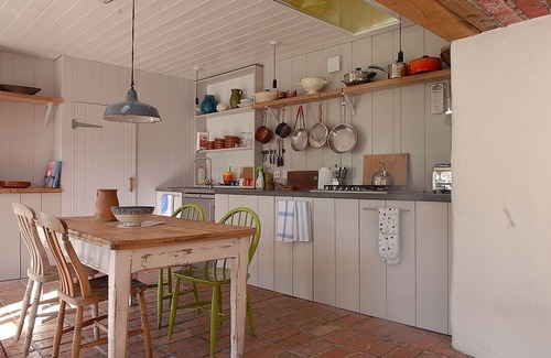 Dinas Cross Cabaña | Cottage rústico rodeado de Coastal Granja Impresionante