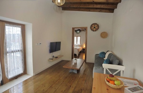 Agios Theodoros Cabina | Rustic Heritage Suite
