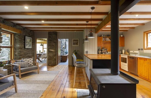 Gibbston Otro | Rustic Farm House in Gibbston Valley