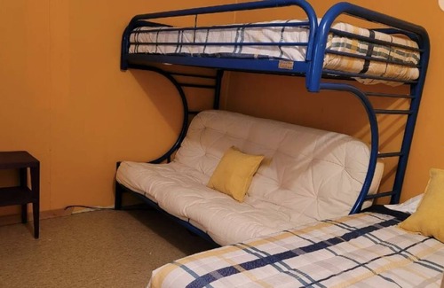 Aldenville Cabaña | Rustic Lake Cottage