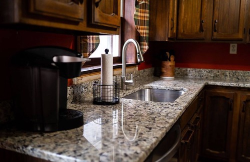 Millmont Cabina | Rustic Mountain Getaway w/ Pool + Hot Tub Near Penn's Creek