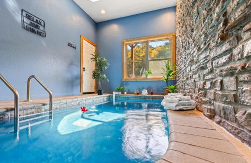 Sevierville Chalet De Esquí | Rustic Mountain Retreat by Ghosal Luxury Lodging