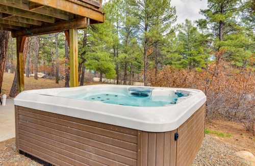 Pagosa Springs Casa | Rustic Pagosa Springs Cabin with Hot Tub and Game Room