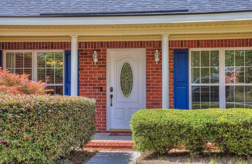 Grovetown Casa | Rustic Retreat with King Bed