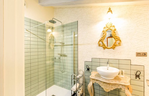 Cuzcurrita de Río Tirón Hotel | Rusticae Hotel Teatrisso