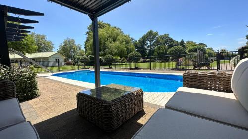 Tamahere Casa | Rustling Oaks NZ Boho Pool House