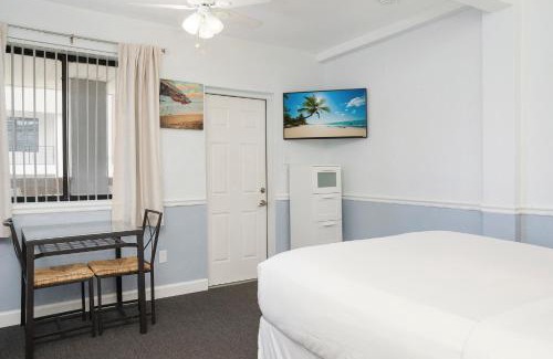 Pass-a-Grille Hotel | Sabal Palms Inn