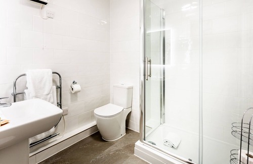 Saint Helier Apartamento | SACO Jersey Merlin House