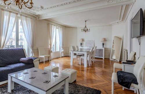 Clignancourt Apartamento | SACRE COEUR Grand Duplex 130 m2 - 4 chambres + double living