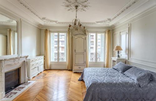 Clignancourt Apartamento | SACRE COEUR Grand Duplex 130 m2 - 4 chambres + double living