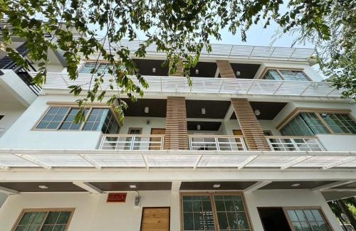 Nai Mueang Complejo | Saengcanthr แสงจันทร์
