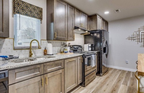 Wichita Casa | Safe & Cozy Central Stay W/ Fenced Yard