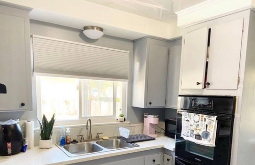 East Whittier Casa | [Safe&Quite]: Family&Pet friendly #Crib.Parking Netflix WD 500mpbs AC