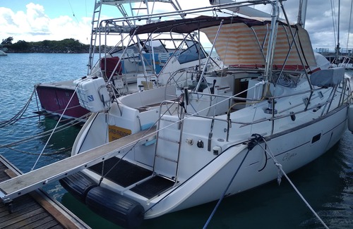 Marie-Galante Alquiler De Eote | CRUCEROS DE VELA POR GRAND BOURG MARIE GALANTE GUADALUPE ISLA