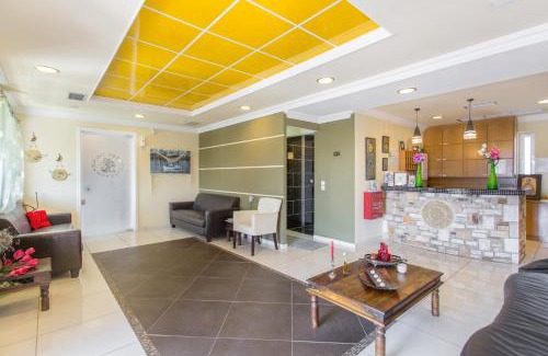 Nea Styra Apartamento | Saint George's Hotel