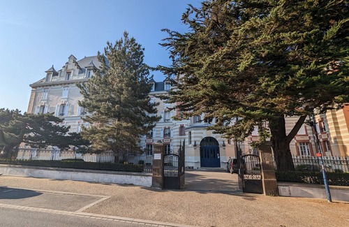 Saint-Lunaire Apartamento | Saint-lunaire - Grand Hôtel - 4 Pers - Accès Plage Pied