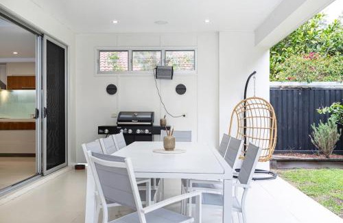 Twin Waters Casa | Saltbreeze - Laidback Poolside Living by the Canal