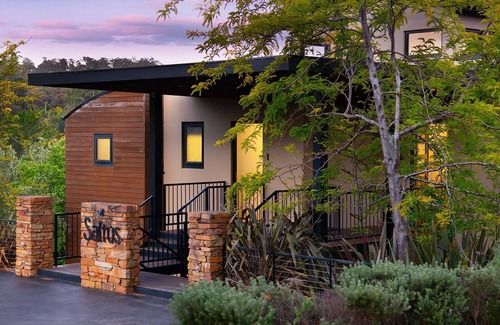 Hepburn Springs Villa | Saltus Three- luxury panoramic retreat