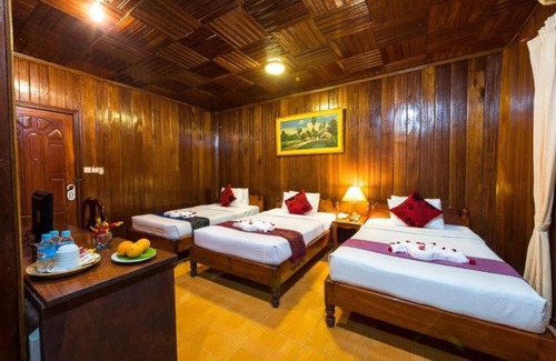 Taphul Village Area Hotel | Sam Moon's Hotel Angkor Wooden House