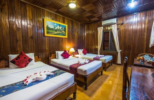 Taphul Village Area Hotel | Sam Moon's Hotel Angkor Wooden House