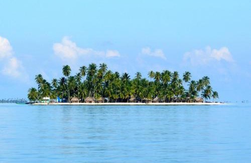 Carti Tupile Chalet De Esquí | San Blas Islands - Private Cabin Over-the-Ocean including Meals
