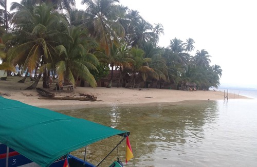 Nusatupo Cabina | San Blas Tour Aridub