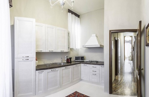 Castello Apartamento | San Marco Deluxe Canal View Balcony - Locz