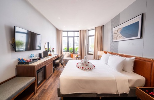 Dich Vong Hotel | San Seize Hanoi Hotel