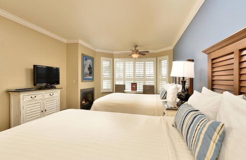 San Simeon Hotel | Sand Pebbles Inn