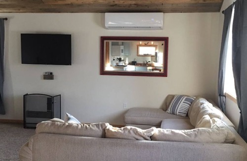 Diamond Ridge Cabaña | SANDHILL COTTAGE- Secluded Retreat-In-The-Woods, Ocean Views, minutes to Homer!